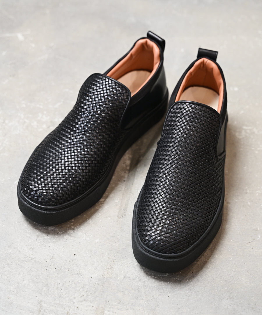 Drape slip-on sneakers / ER6401 – EARLE (アール) 公式オンライン
