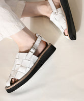 Women / Wide woven sandals / ER3803