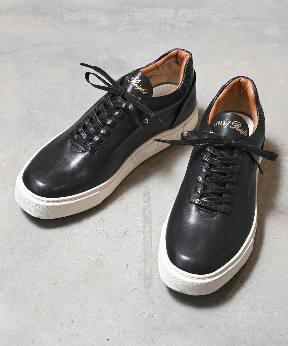 Hole cut sneakers / ER3402 - Black / 40 (25-26cm)