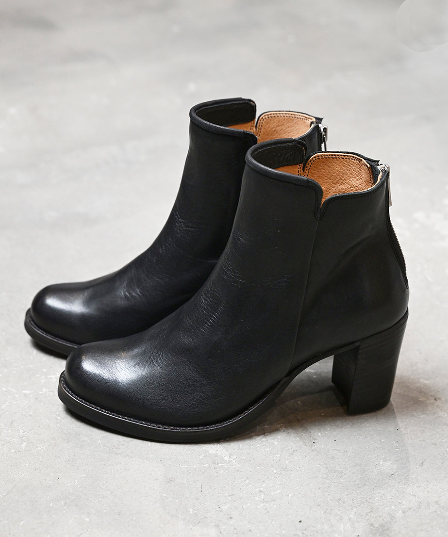 Women / Back zip short boots / ER5705