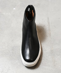 Back zip sneaker boots / ER3410