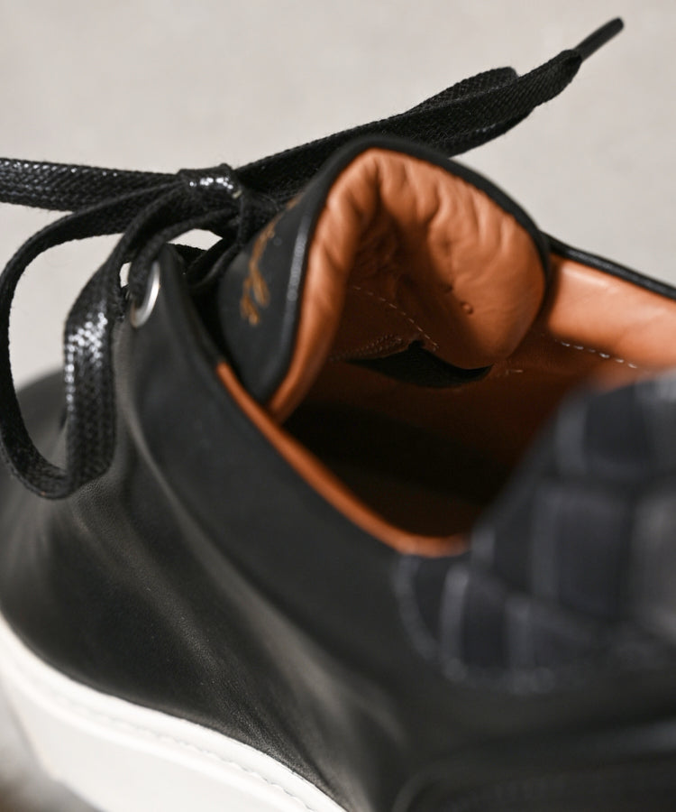 Hole cut sneakers / ER3402 – EARLE(アール)｜公式オンラインストア